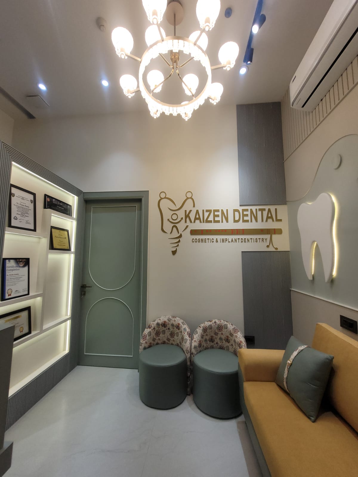 best-dentist-clinic-interior-kaizen-dental-sec-78-noida-painless-treatments